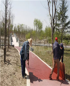 太倉橫瀝河公園路面工程