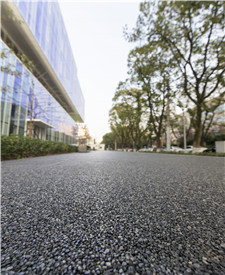 上海漕河涇透水膠粘石路面項(xiàng)目